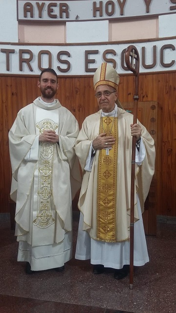 Pinedo Noticias LA DIOCESIS SAN ROQUE CUENTA CON UN NUEVO SACERDOTE